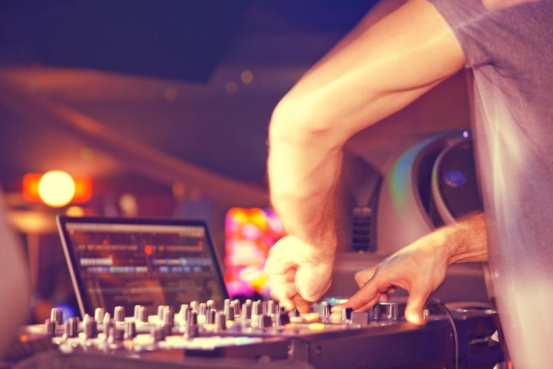 DJ nastopi in glasbena podpora za različne dogodke Slovenija