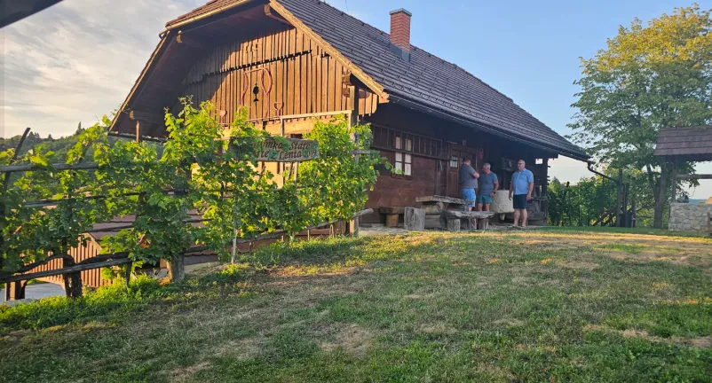 Društvo vinogradnikov Raka