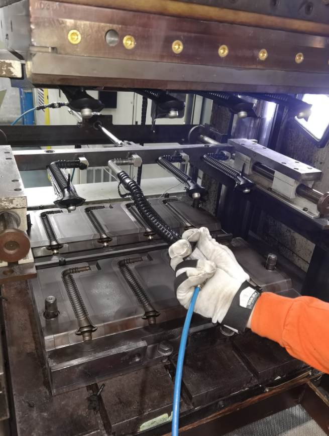 Spritzguss von Gummiprodukten