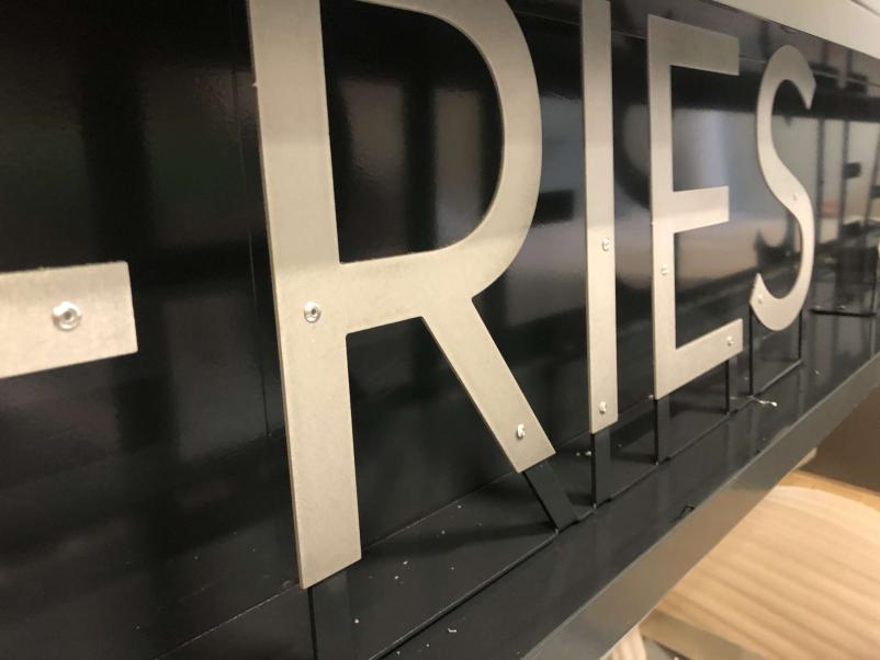 Svetlobni reklamni napisi Osrednja Slovenija