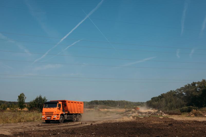 Kiper prevozi gradbenega materiala Črnomelj