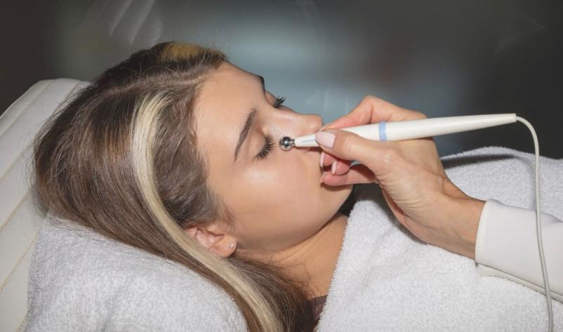 Lifiting obraza v kozmetičnem salonu Nova Gorica