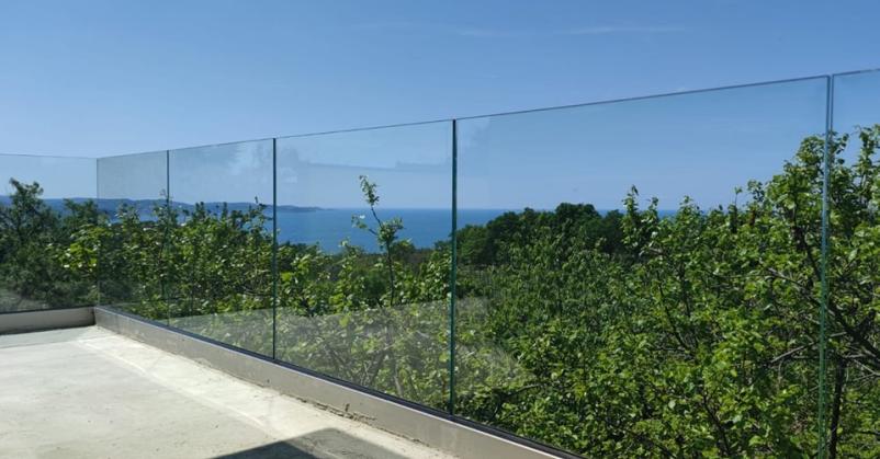 Vgradnja PVC, ALU, lesenih in steklenih vrat in oken Primorska