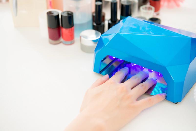 Podaljševanje nohtov Osrednja Slovenija