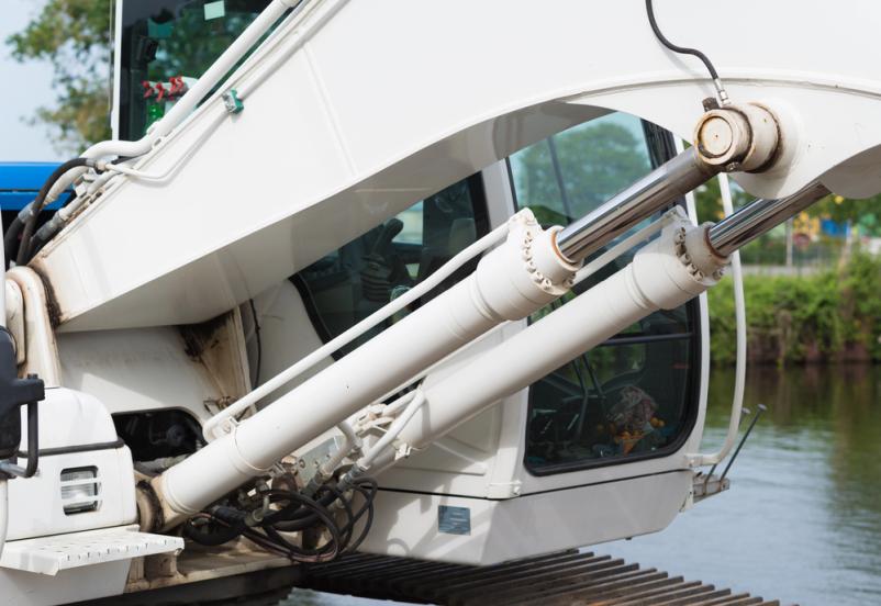 Popravilo hidravličnih cilindrov Preserje