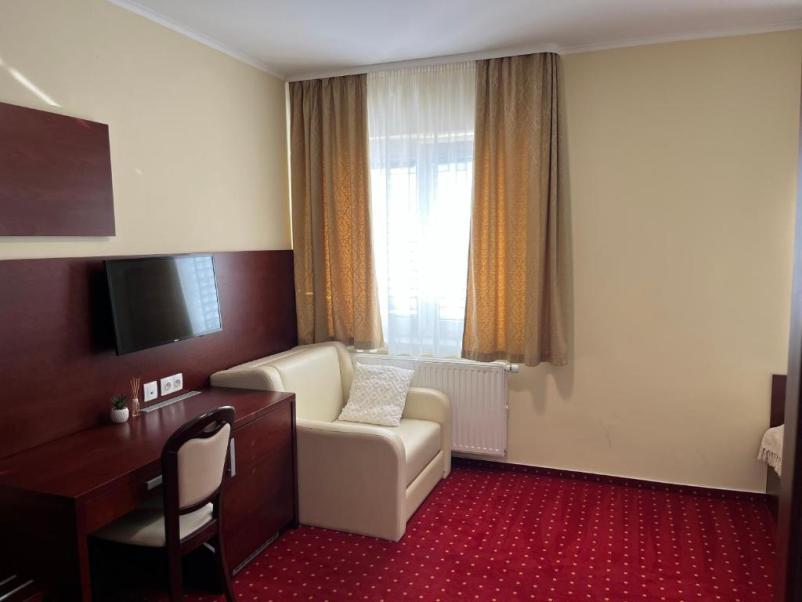 Rezervirajte sobo v Ljutomeru