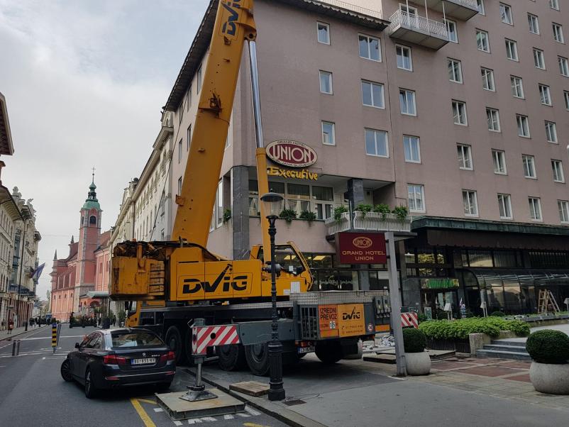 Dvigi in selitve težkih bremen Slovenija