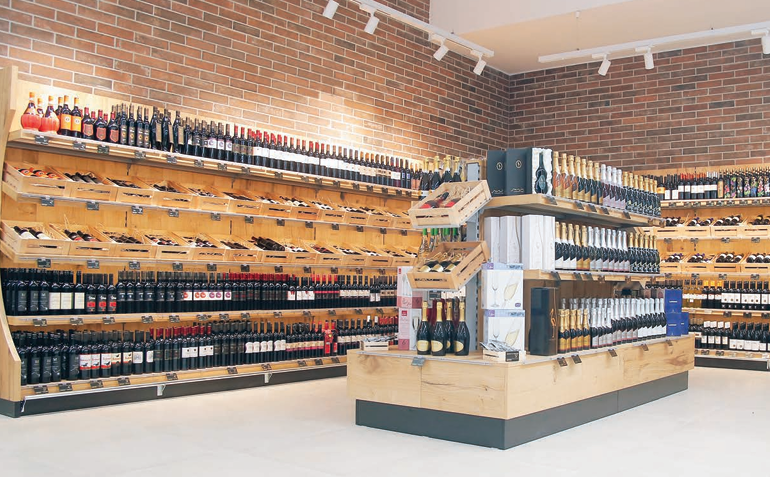 Prodaja polic in opreme za trgovine Slovenija