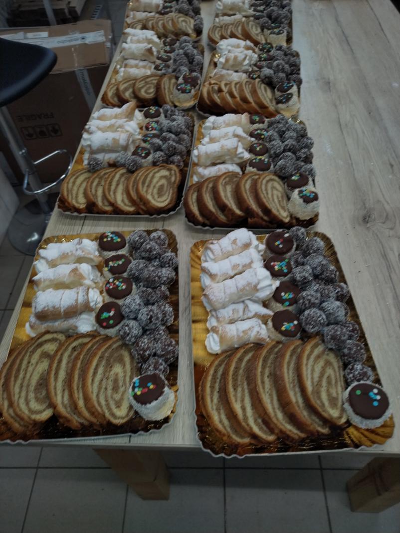 Ruske kape in pecivo za praznovanja Koroška