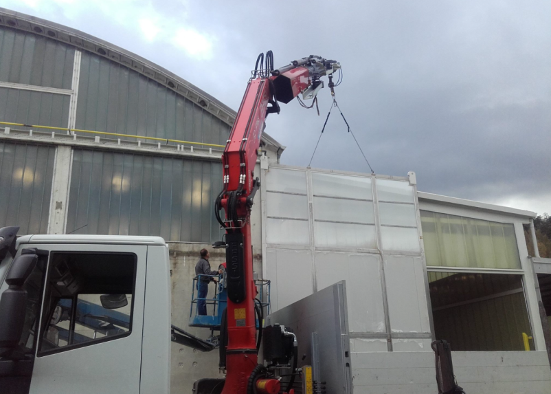 Ugoden prevoz paletnega tovora Italija