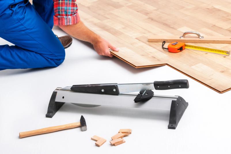 Polaganje parketa, vinila in drugih talnih oblog v Osrednji Sloveniji