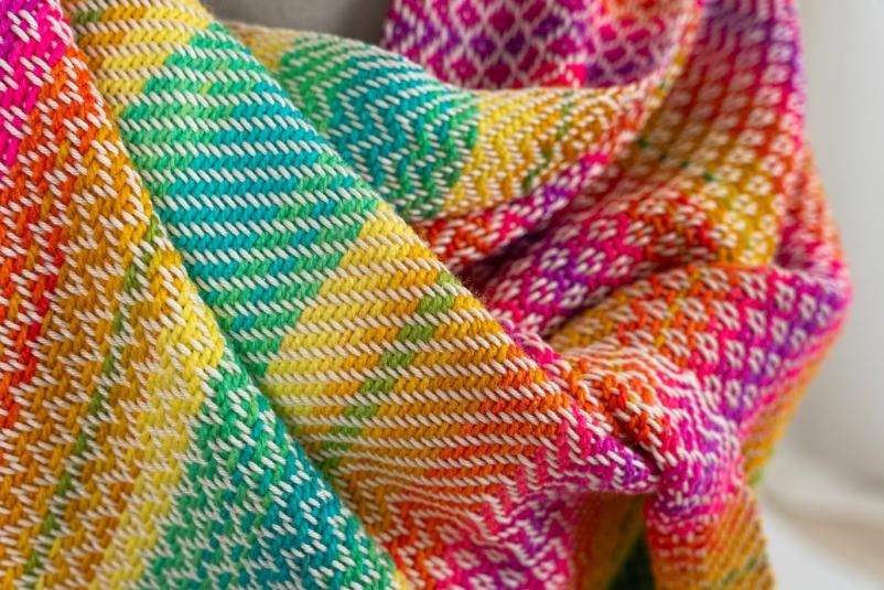 Unikatno ročno tkani izdelki iz volne Slovenija