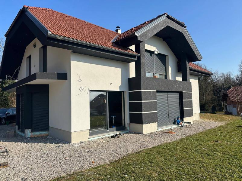 Adaptacija, obnova fasade Krško