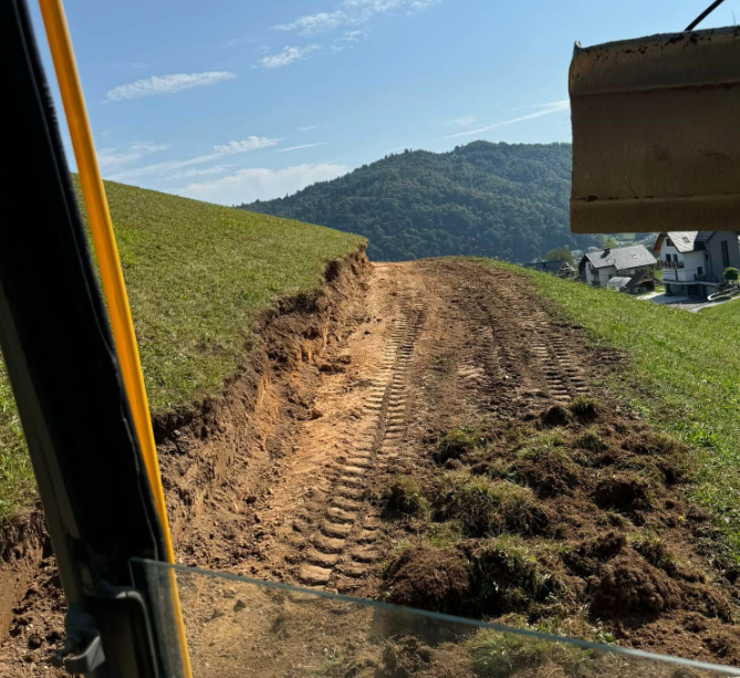 Gradbeni izkopi za temelje Gorenjska