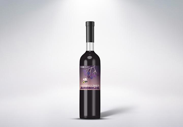 Naravni likerji iz aronije Slovenija