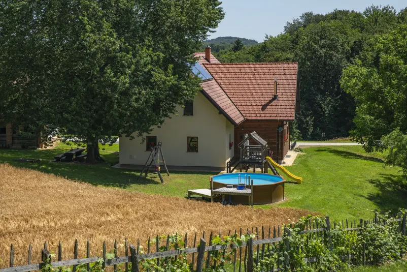 Udobna nastanitev sredi narave Benedikt