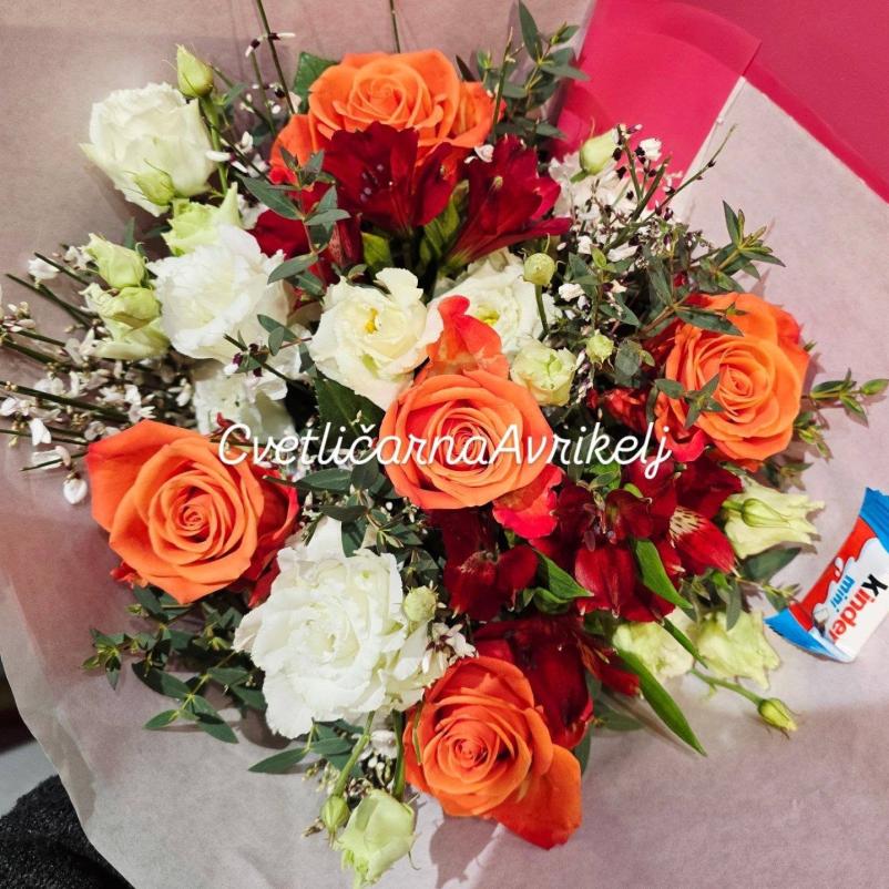 Cvetlična poročna dekoracija prostora Kamnik