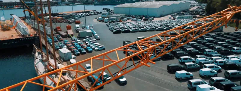 Pristaniška logistika za različne vrste tovora Primorska