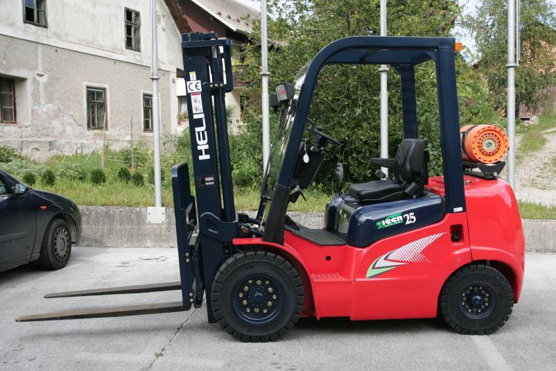 Ugodni viličarji Slovenija