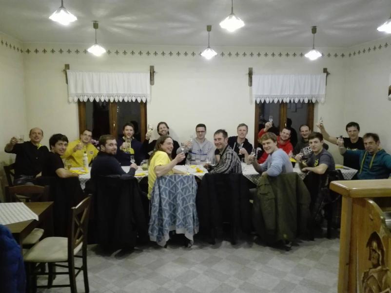 Prosto za zaključene družbe Postojna, Predjama