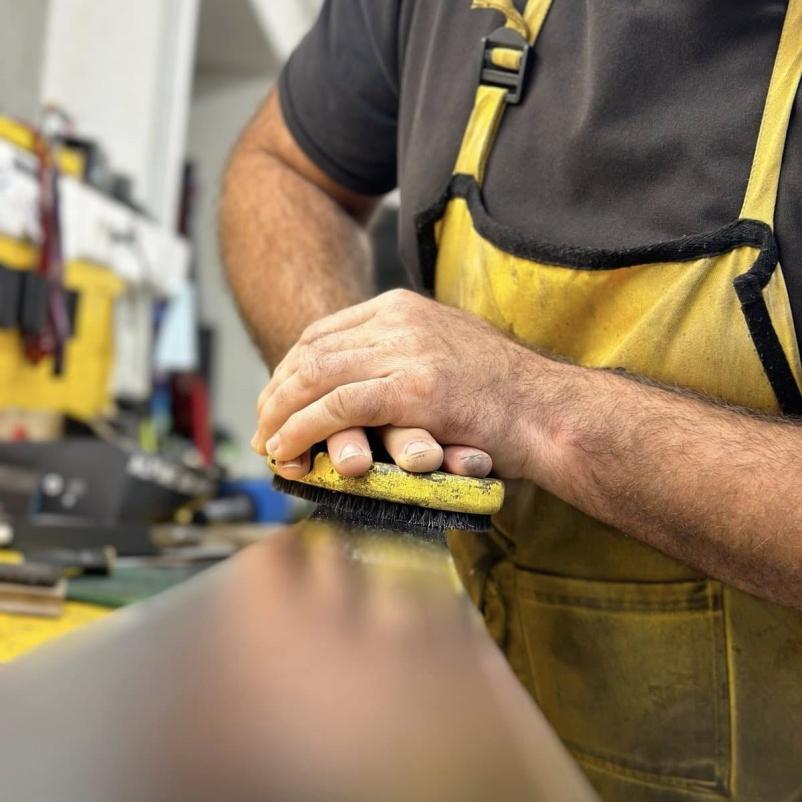 Servis smuči Jani v Mariboru