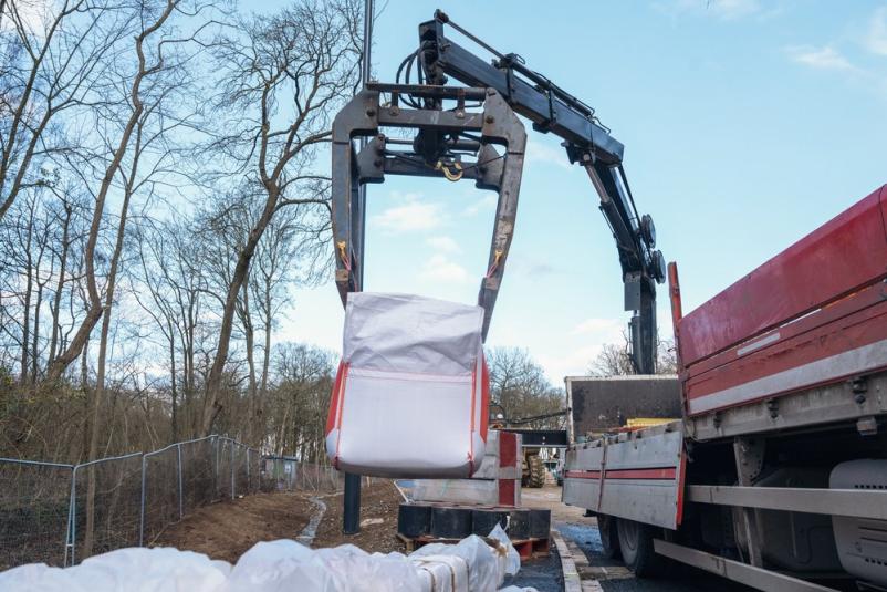 Kvalitetna izvedba storitev s HIAB dvigalom Osrednja Slovenija