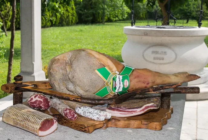 Slovensko meso Goriška