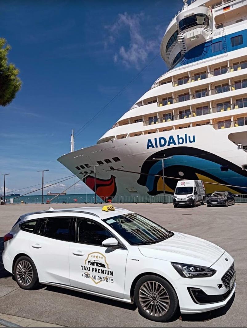 Prevozi s taxijem za domačine in obiskovalce Obale