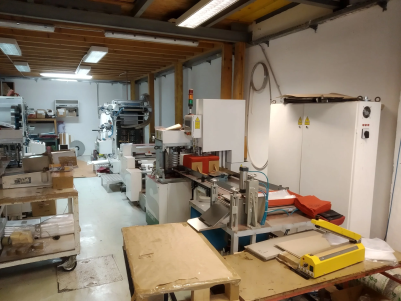 Tisk logotipov na serviete Slovenija