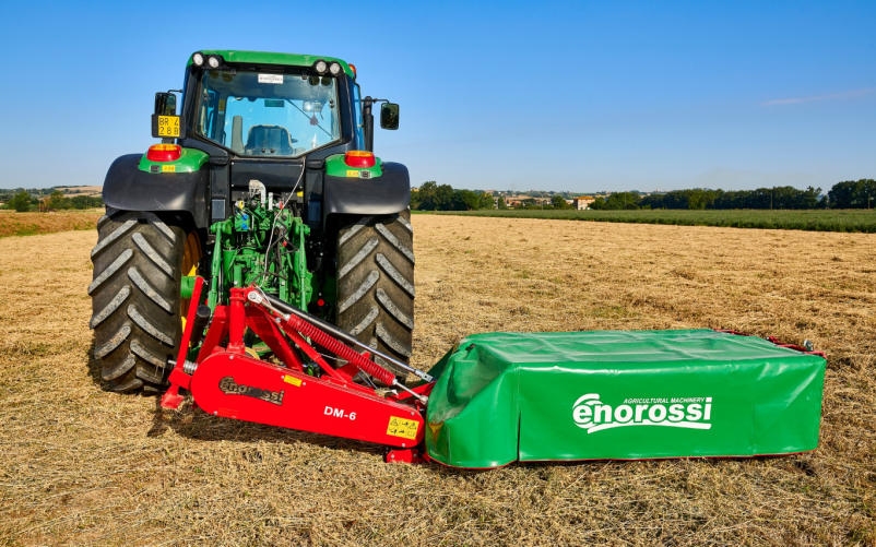 Ugodni traktorji in traktorski priključki Slovenija