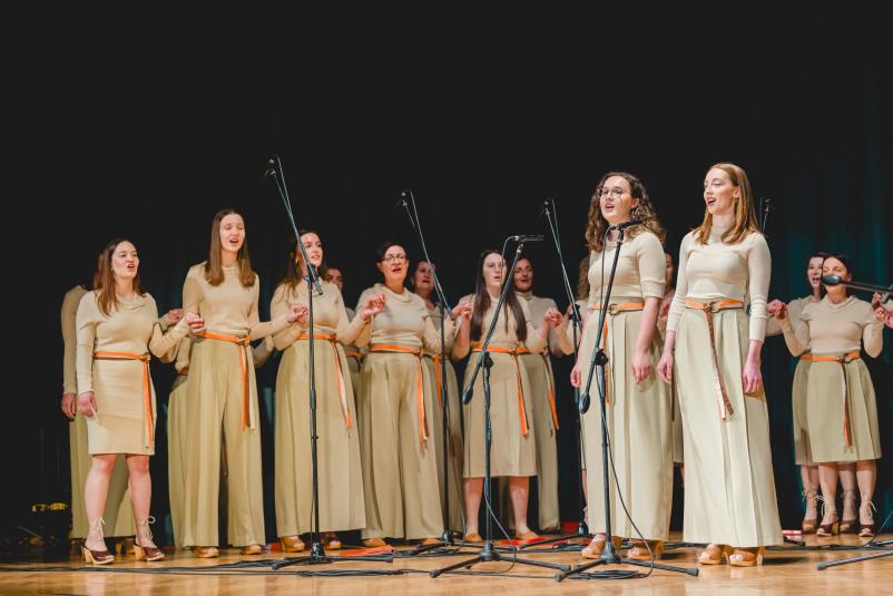 Ženska pevska skupina Metlika