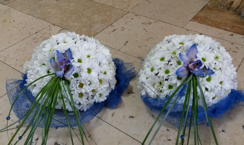 Lepi žalni venci Logatec