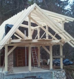 lesena konstrukcija za streho 