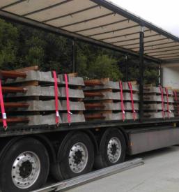 Tovor, pripravljen za mednarodni transport 