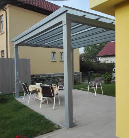 Kvaliteten nadstrešek za teraso 