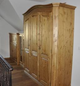 Omara izdelana po meri Radomlje