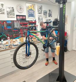 Kolesarski servis Ribnica