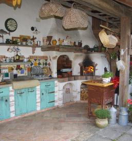 Notranje oblikovanje po naročilu Radomlje