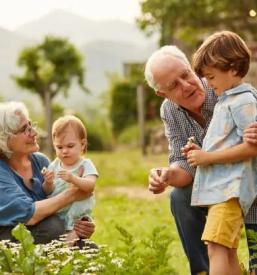Varstvo mlajših otrok Komenda