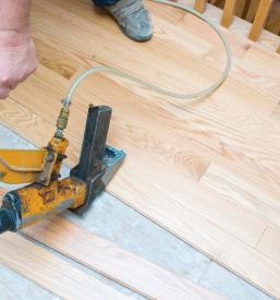 Polaganje vinilne talne obloge 