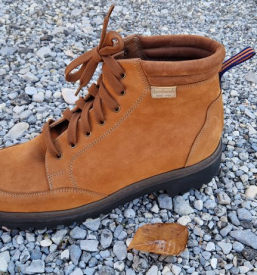 Popravilo ortopedske obutve za moške in ženske