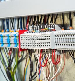 ugodna Izvedba elektro omaric na ključ Koroška