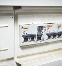 kvalitetna Izvedba elektro omaric na ključ Koroška