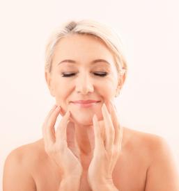 Lifting obraza brez operacije