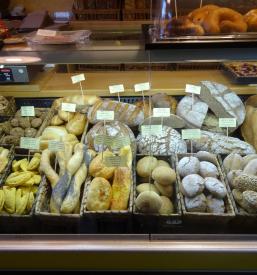 Slastni izdelki dobre pekarne Maribor