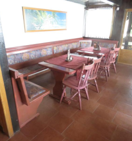 Prostor za zaključene družbe Kamnik