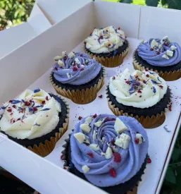 cake cups v bolj umirjenih odtenkih