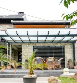 Stekleni nadstreški Pomurje