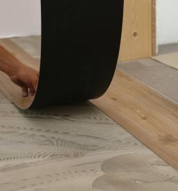 polaganje laminata in vinila Goriška