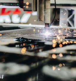 Vzdržljiva varilna tehnika in laserji